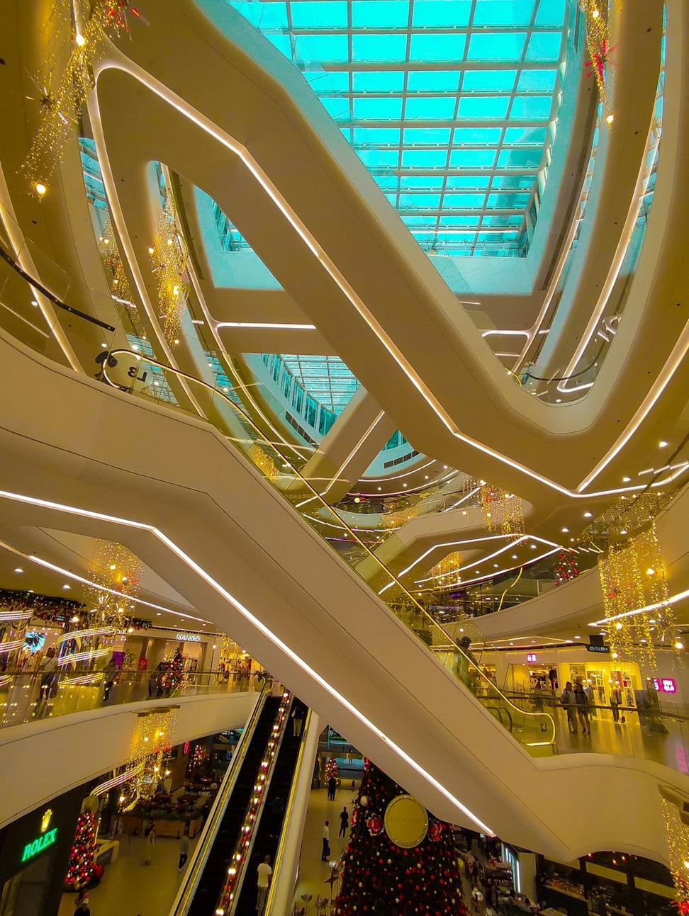 Quantum Retail Center